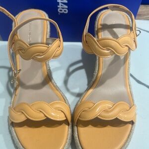 Stuart Whitman wedges